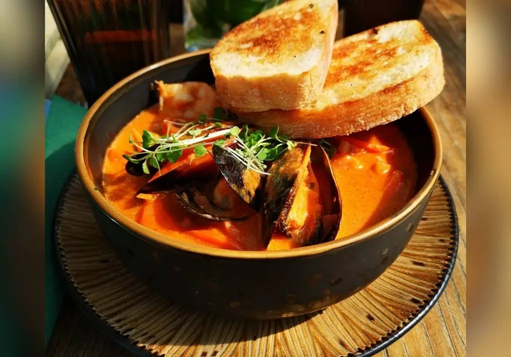 Shrimp, Mussels in Tomato Sauce